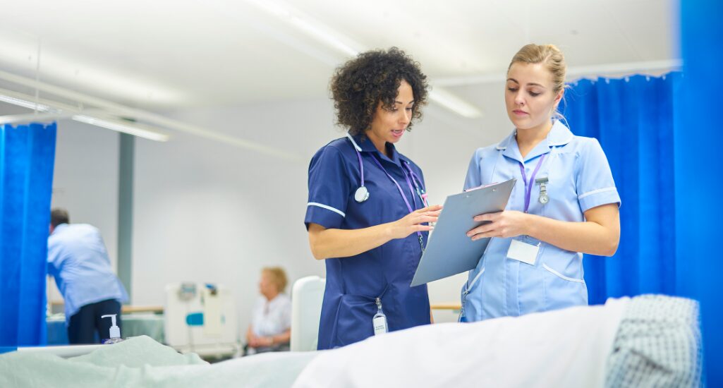 Theaterprogramma stimuleert zorgsector om nieuwkomers in te zetten