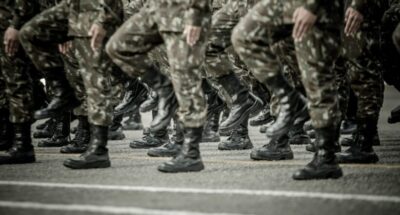Vacaturezoekmachine: duizenden banen in defensie beschikbaar